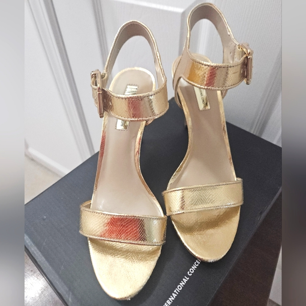 INC International Concepts Gold Heels